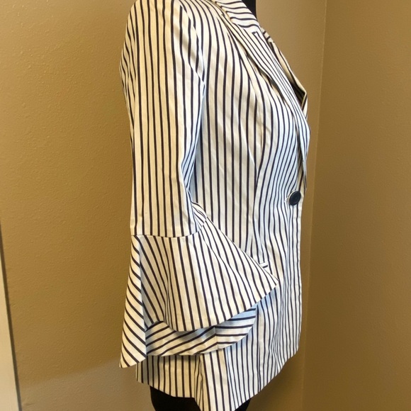 NWOT Cabi striped bell sleeve jacket style 5295 - Picture 4 of 5